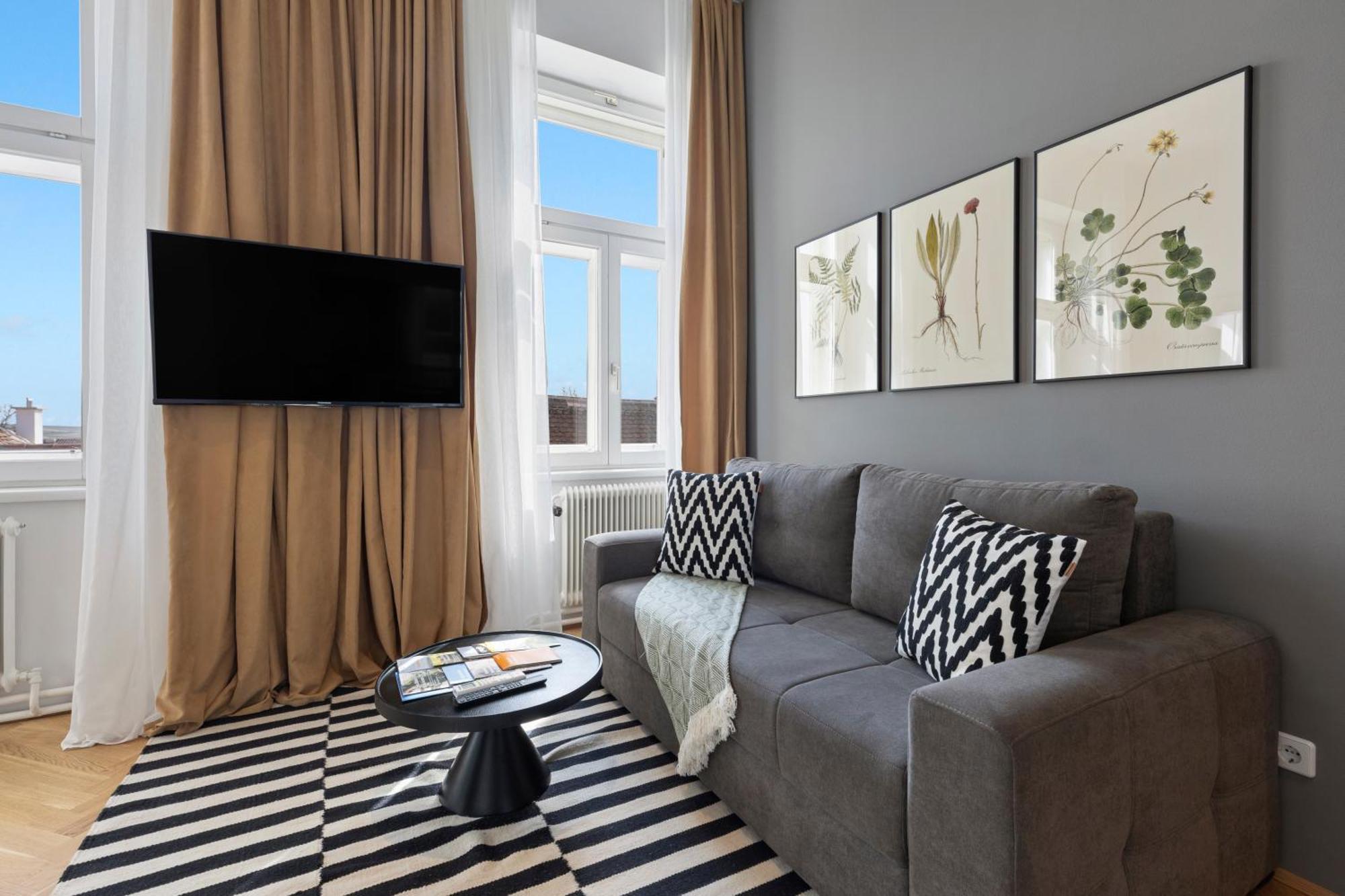 Sgrafit Apartments - Self Check-In Рец Екстер'єр фото